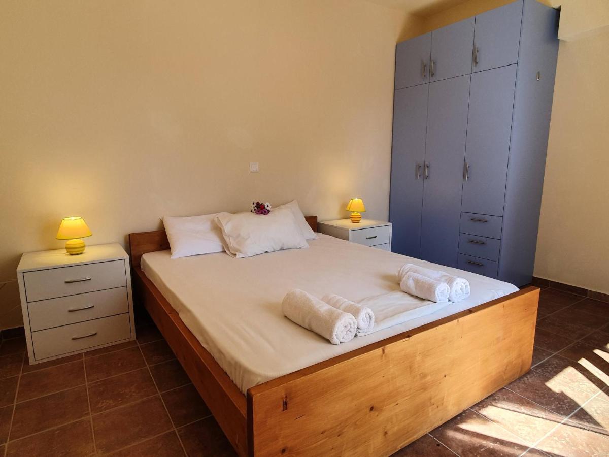 Stoupa Lefktro 8 Appartement Buitenkant foto