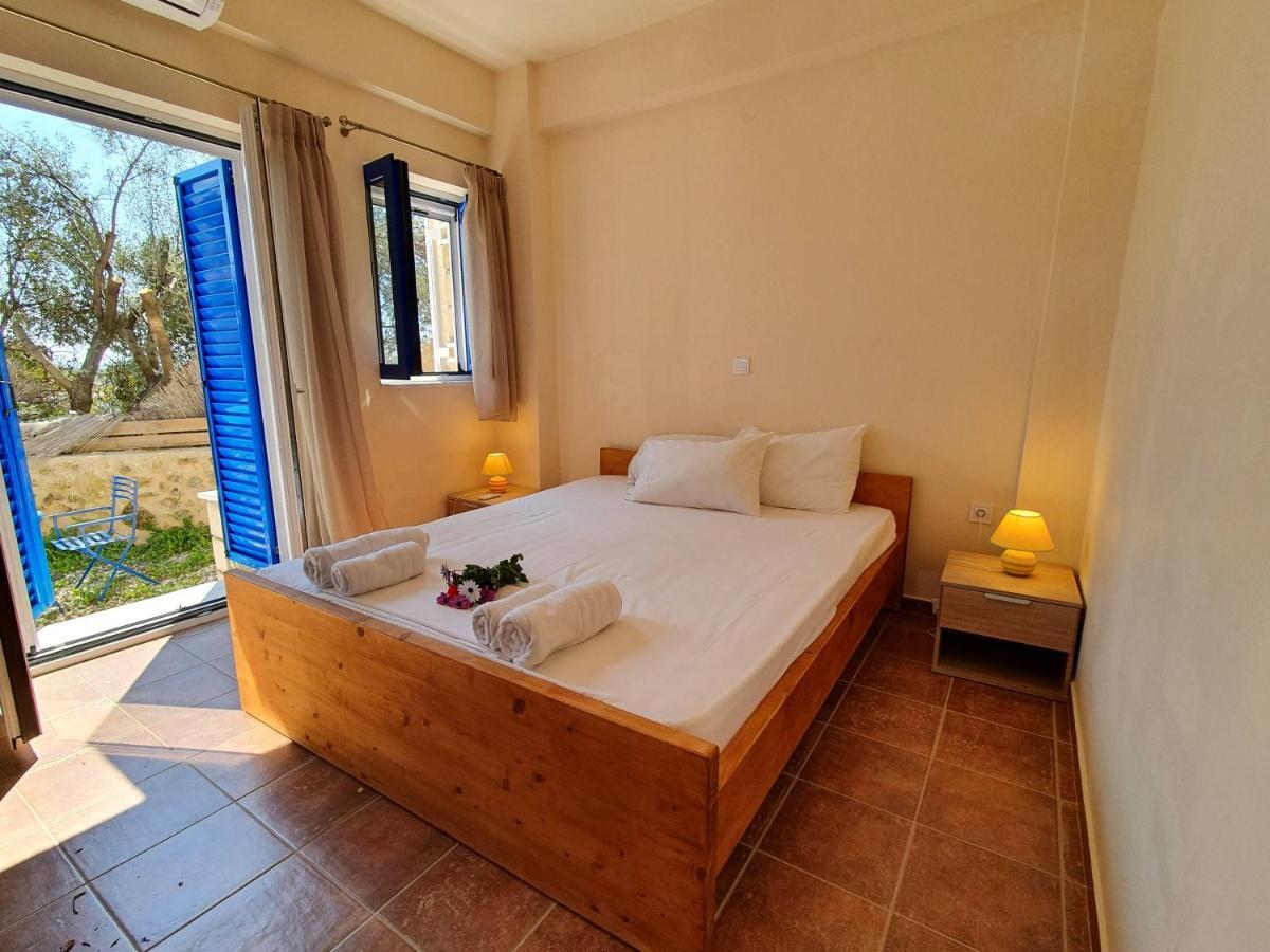 Stoupa Lefktro 8 Appartement Buitenkant foto